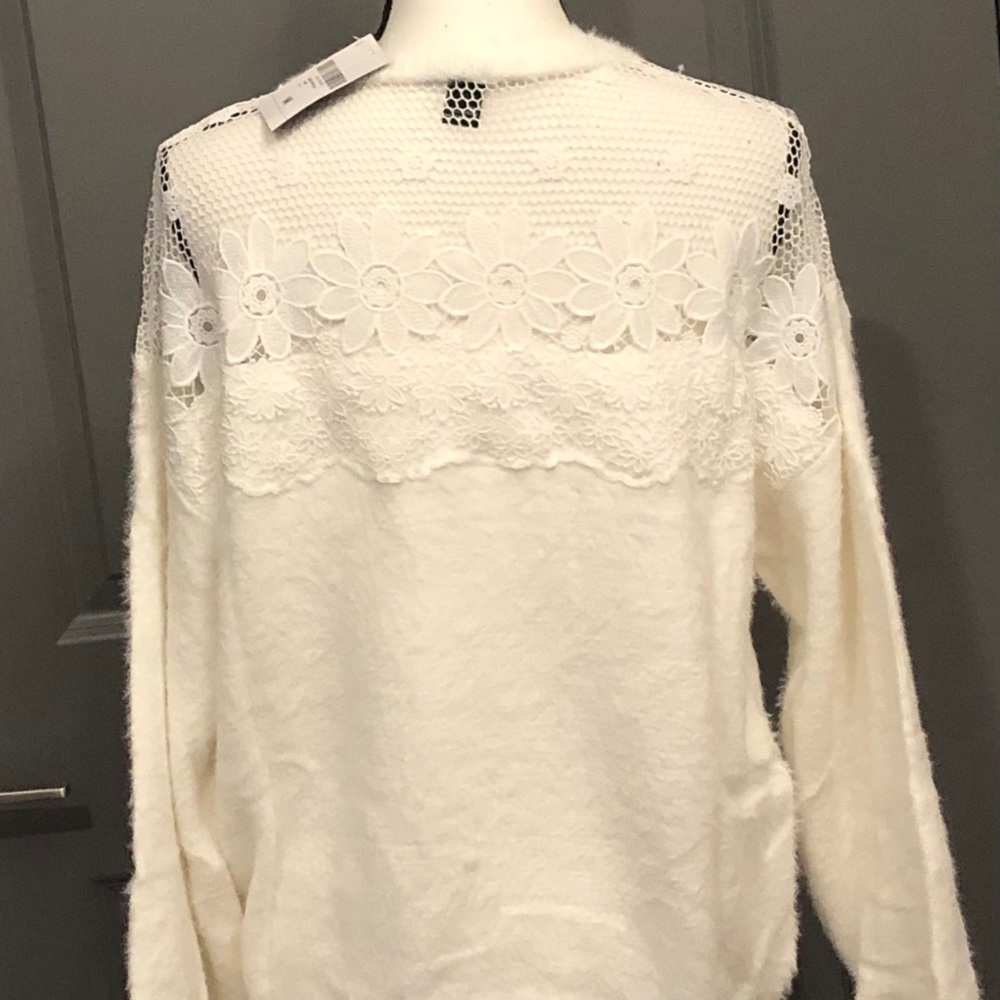 Forever 21 Fuzzy Flower Sweater - Picture 5 of 5
